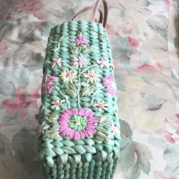 Mint Green Corn Husk Bag - Picture 3 of 6